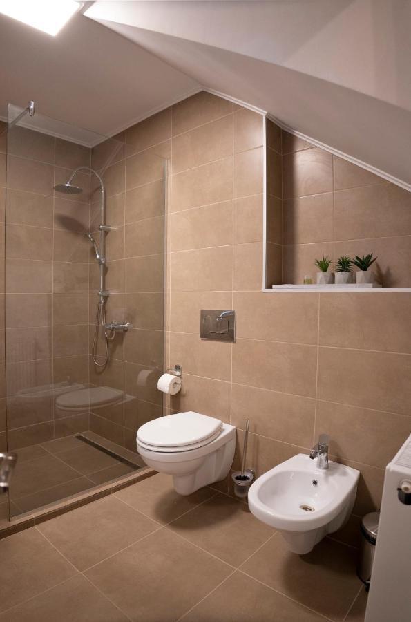 Coban Residence - A4 - Rustic Apartment Брашов Екстер'єр фото