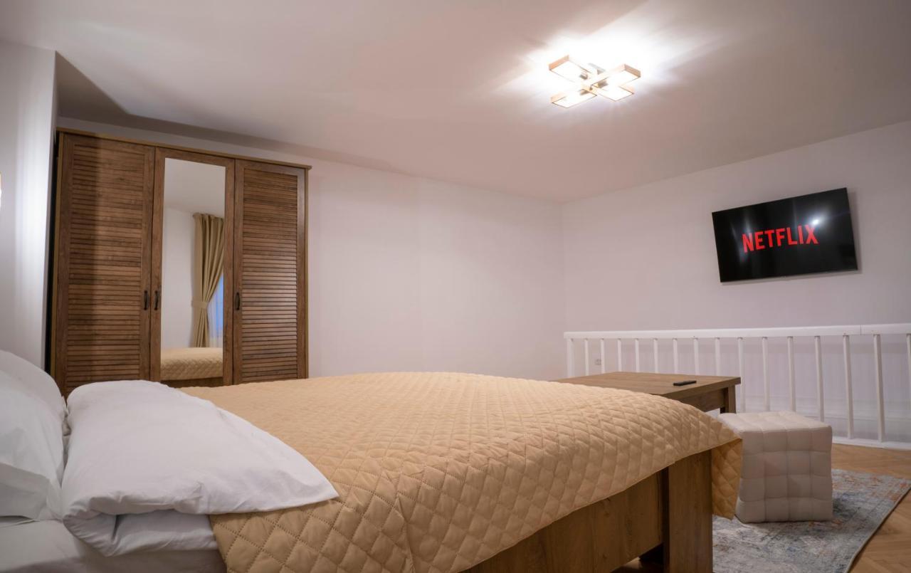 Coban Residence - A4 - Rustic Apartment Брашов Екстер'єр фото